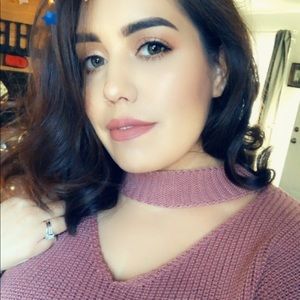 Meet your Posher, Johana